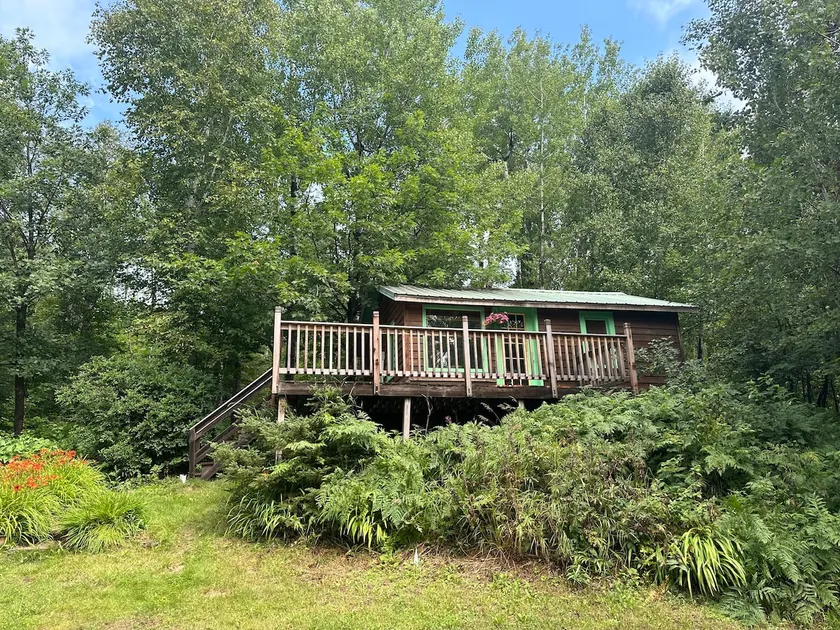 Iona’s Historical Cabin on the Baptism River - Image 1