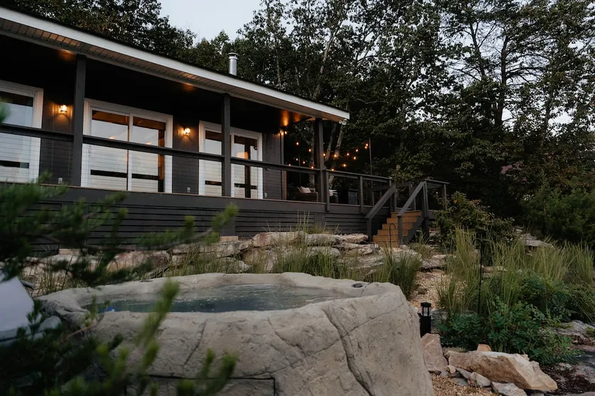 Luxury Bluff Cabin • Hot Tub + Epic Mountain Views - Image 1
