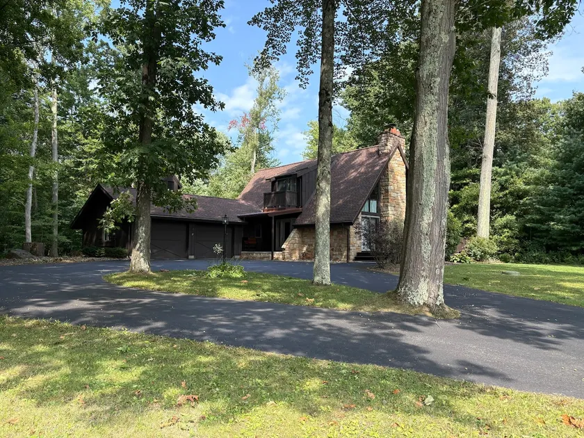 Quiet hideaway close to GCC and GC Outlets - Image 1
