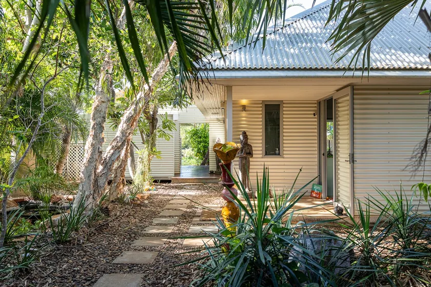 Bird Haven Lodge Tropical luxury and serenity - Image 1