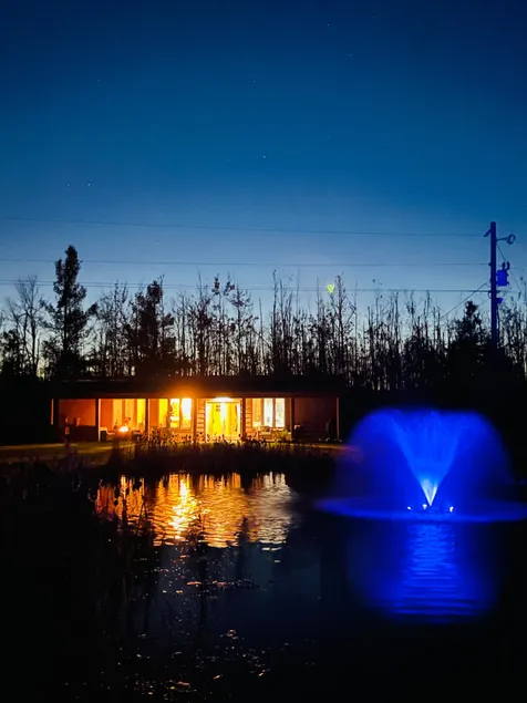 Peaceful Getaway*Fireplace*PondViews - Image 1