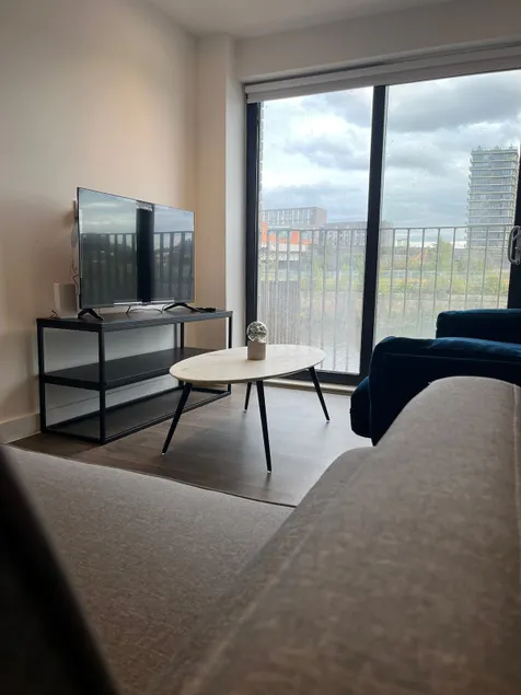 Joyful Fantastic Riverview Duplex 2 Bed En-suite - Image 1