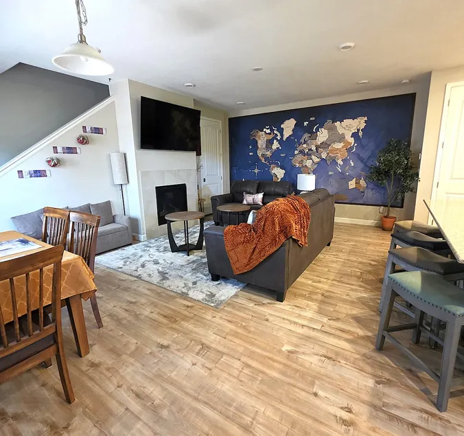 Eastbridge Elegance - Quiet Yet Near Everything! - Image 1