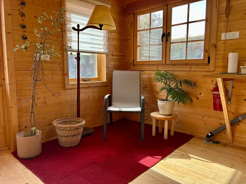 Sweet cabin in Moshav Zippori - Image 1