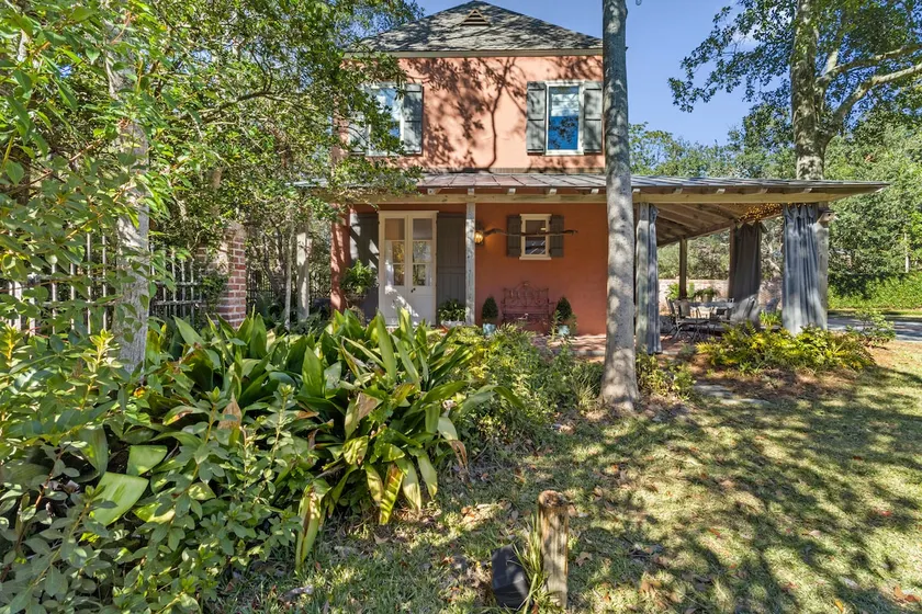 Heather's Hideaway - Image 1