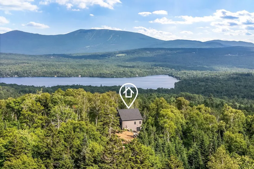 New Hot Tub | A+Views | Near Saddleback | Sleeps 9 - Image 1