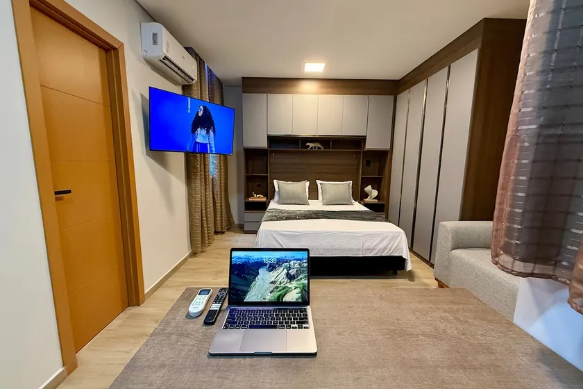 Studio 15 com Cama Queen e Ar Condicionado - Image 1