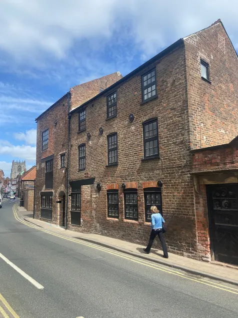 The Old Bakehouse, central historical Beverley - Image 1