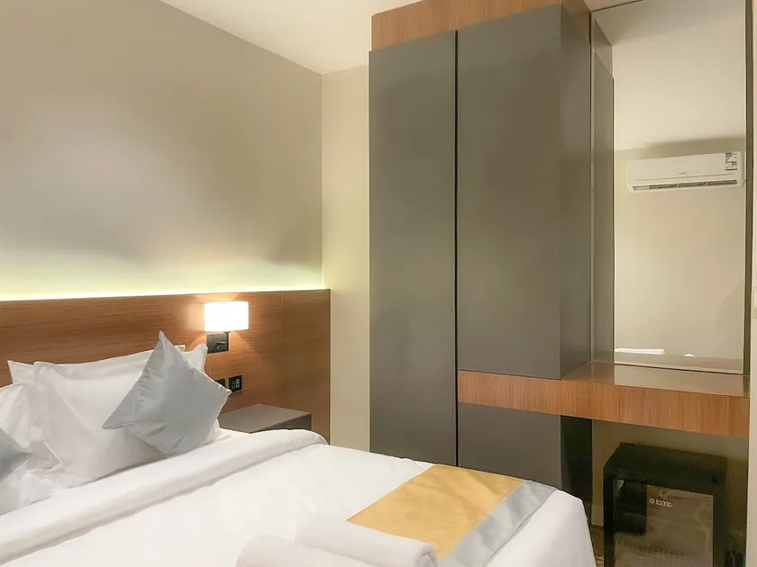 Queen room in Olaya neighborhood - Image 1