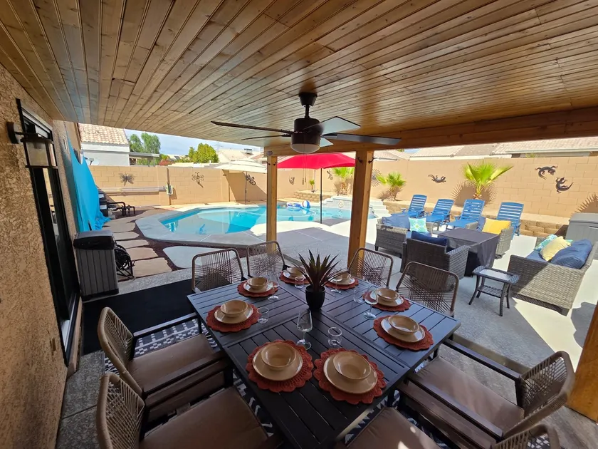 *NEW Everything*FREE Heated Pool*Luxury Oasis* - Image 1