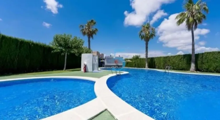 Alicante Cozy Holiday Home! - Image 1