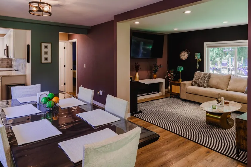 Modern Luxury Retreat; Family, Pets & Remote Work - Image 1