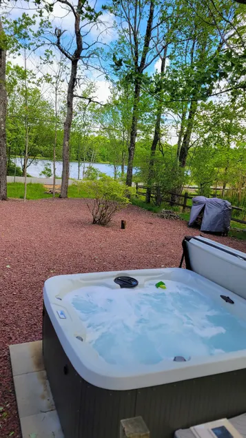 All-Season Lakeview Ranch – Relax or Adventure! - Image 1