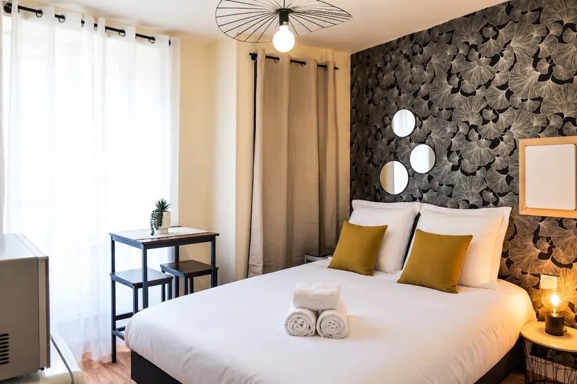 Saint-Martin/ Downtown/ Renovated /Fully equipped - Image 1