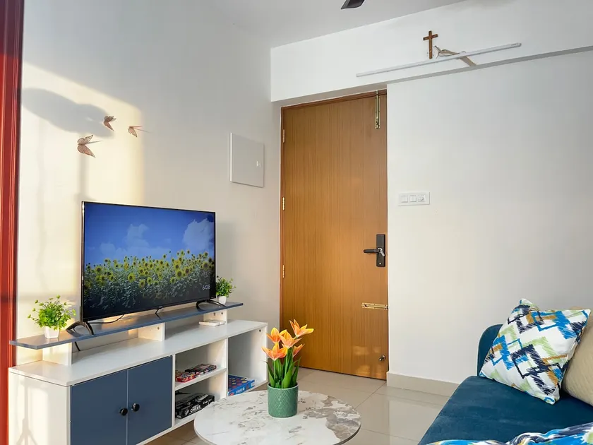 TVM: Tree Haus 2: Luxurious AC 2BHK, Stunning View - Image 1