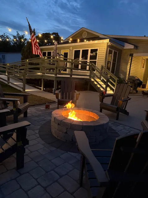 Fishing, boating, sunrises, peace & quiet, firepit - Image 1