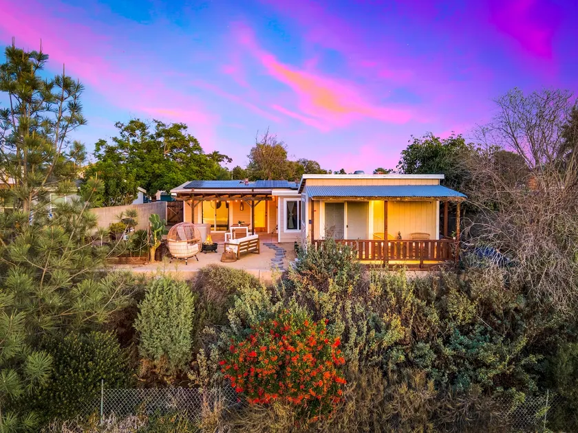 The Oasis by Coastline Vacation Rentals - Image 1