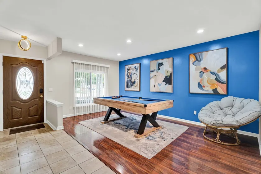 Cozy 5BD Oasis | Near Troy/Sterling - Image 1