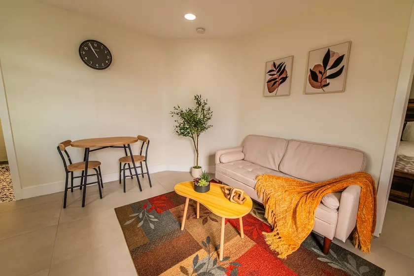 Modern Studio | 5 Min from FIU - Image 1