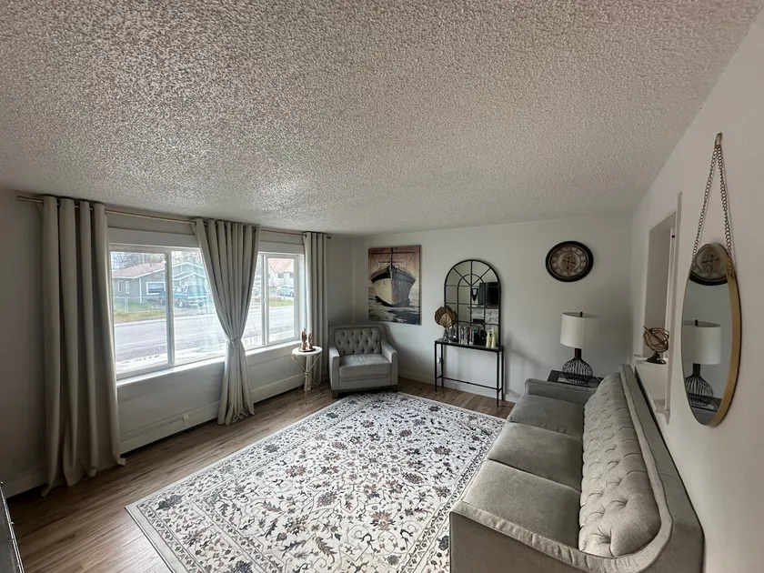 Relaxing & Private Apartment - Image 1