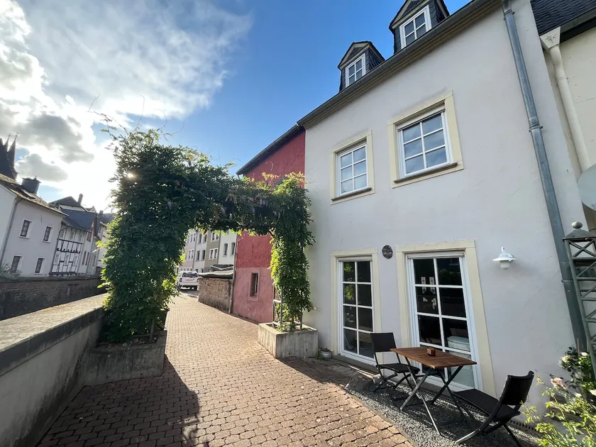 House directly at the River • Old Town • View - Image 1