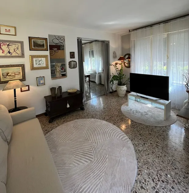 Homecoming apartment - Image 1