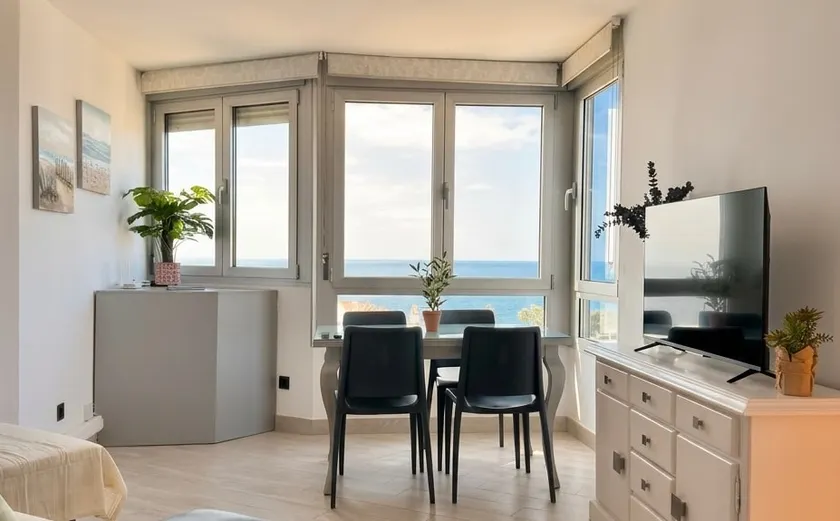 Seaside retreat with pool and views, Marbella - Image 1