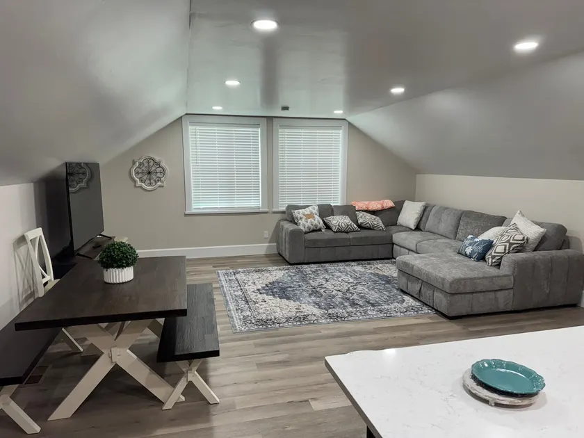 BigBlue Loft, Private building entire space * - Image 1