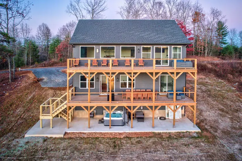 Brand-New +VIEWS! Hot Tub, Fire Table, Game Room ! - Image 1