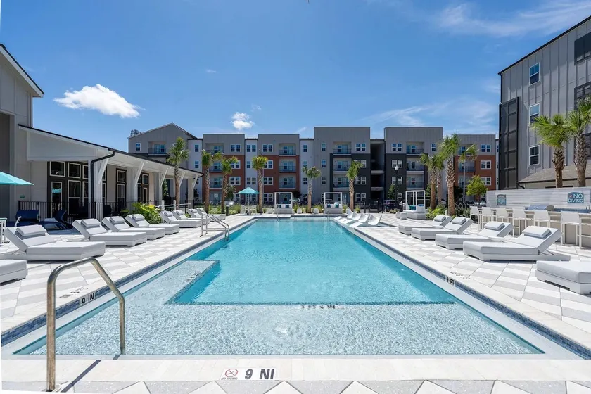 Luxury Resort w/ Pool, BBQ & Fire Pit, Mayo Clinic - Image 1