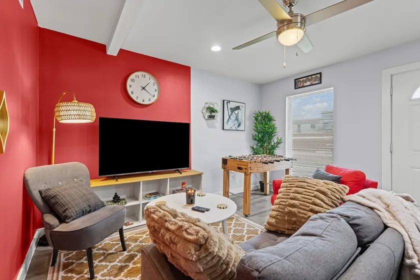 Homey 1BD In the Heart of Dallas - Image 1