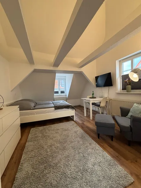 Holiday apartment right in the middle – central & cozy - Image 1