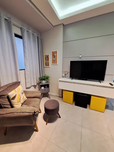 Modern and comfortable – Wi-Fi, air and garage! - Image 1