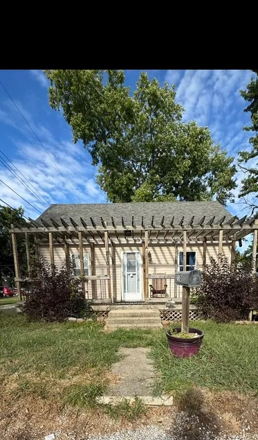 Charles street cottage - Image 1