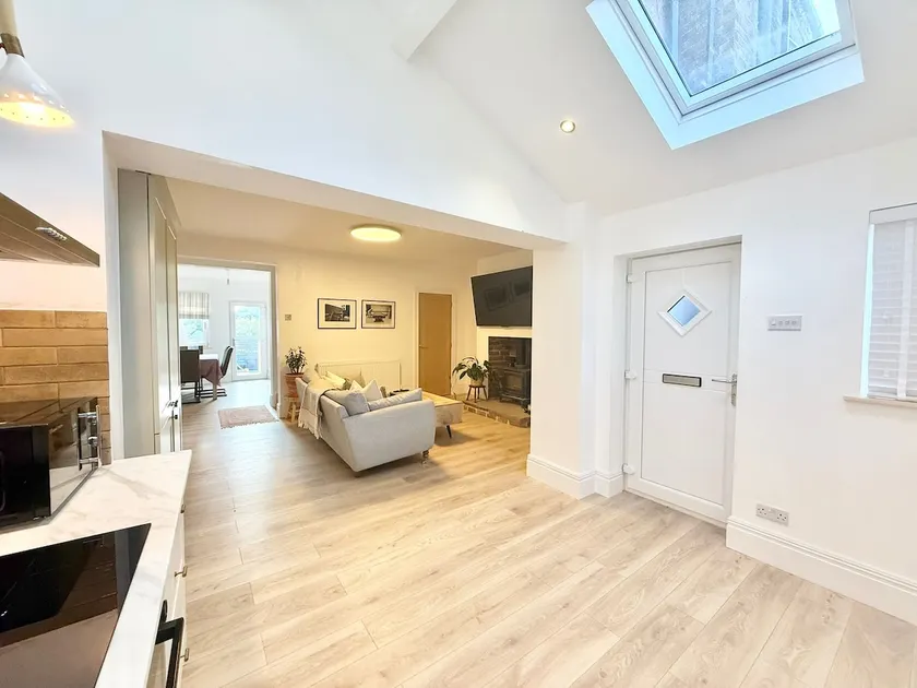 Tanshelf House - Pontefract Town Centre - Image 1