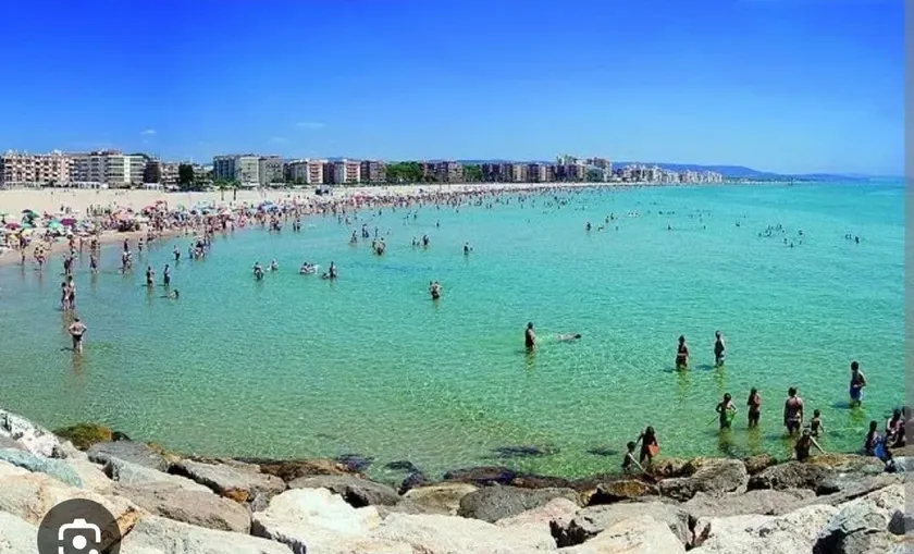 Nice apartment, 80 mts from the beach. - Image 1