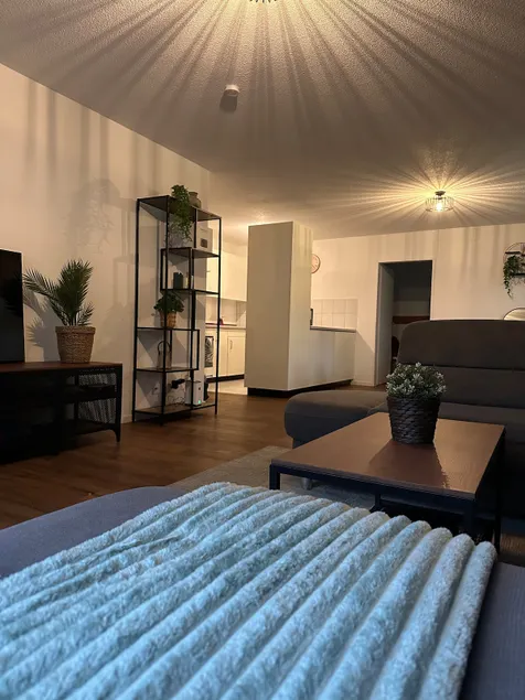Central Hideaway Garden, Parking, Cinema,4,5rooms - Image 1