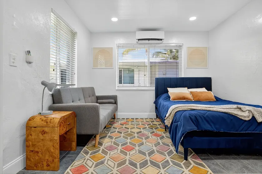 Cozy Miami Stay, Unwind 15 Minutes From The Beach - Image 1
