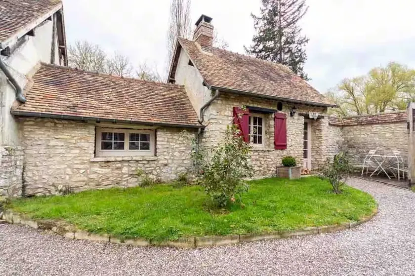Le Petit Moulin - Image 1