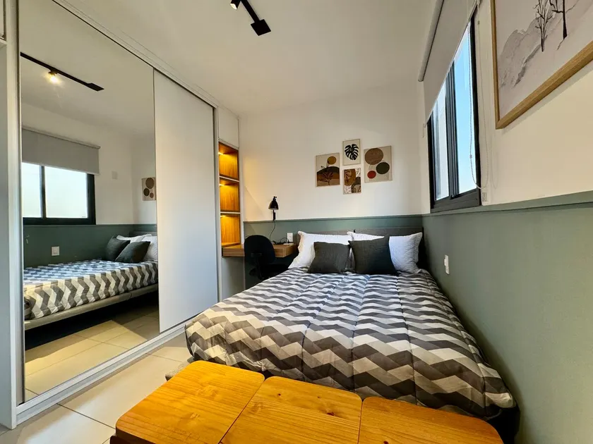 Studio 305 with panoramic pool - close to USP - Image 1