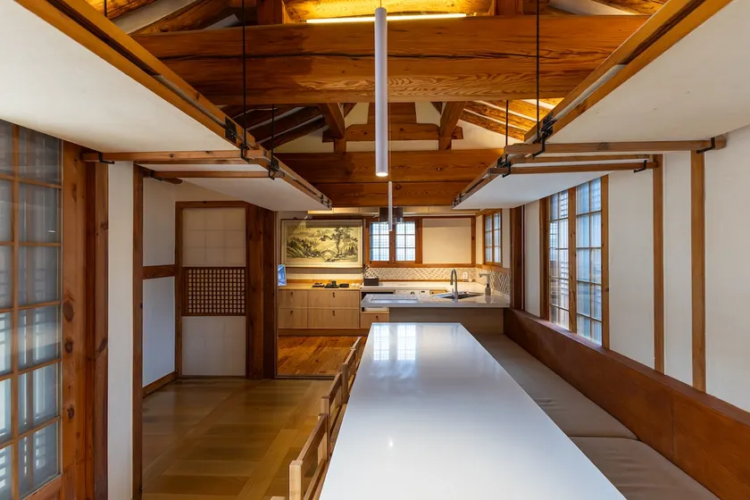 'Yoon' Charming North Village Center Private Hanok Stay_Maximum 12 people Family Trip Group Gathering - Image 1