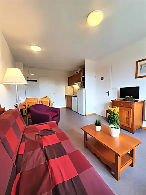 Cozy 2-room apartment with south-facing terrace – View of Pic de Bure - Image 1