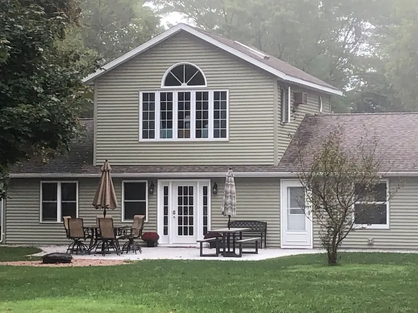 Relax in Waupaca and the Chain O Lakes. - Image 1