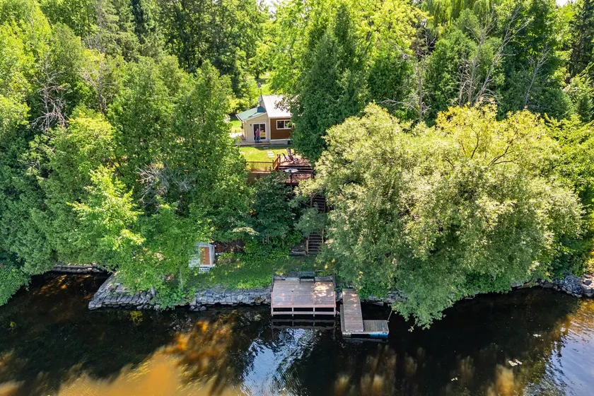 Cozy 2BR + Loft | Game Room & River Nearby - Image 1