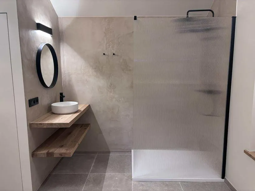 Idyllic cottage with wellness facilities - Image 1