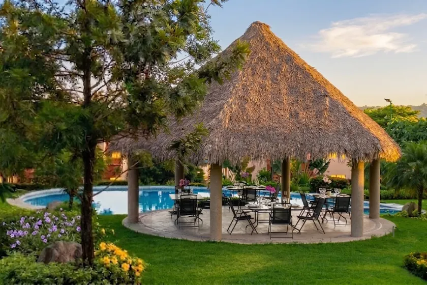 Casa Las Flores: Family oasis, pool and garden - Image 1