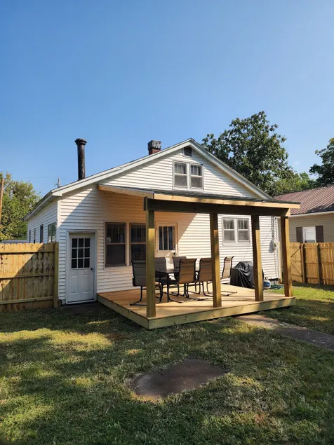 17th Street House - Image 1