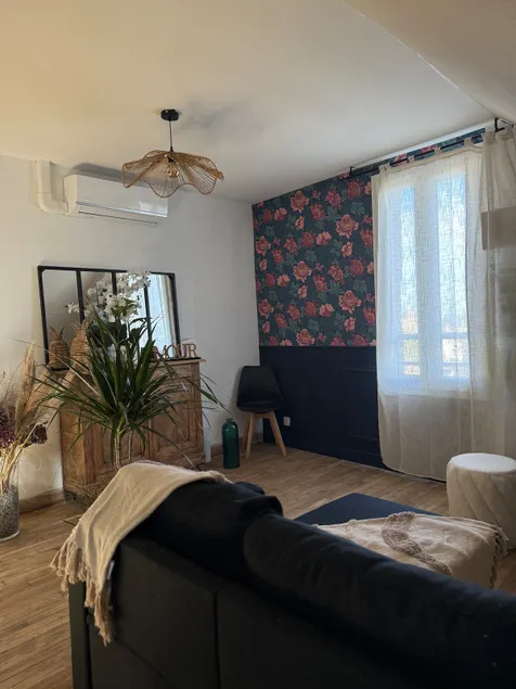 Accommodation in the Salers, Puy Mary, Lioran area - Image 1