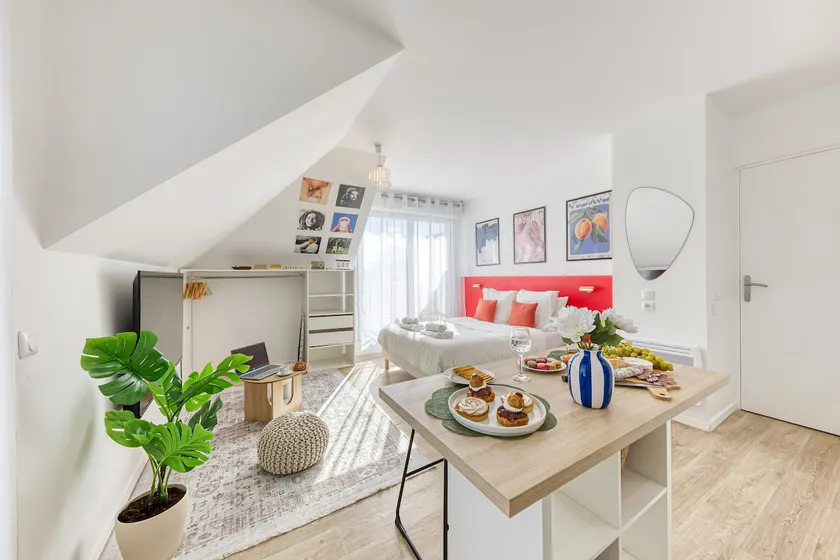 Bauhaus Suite. Near Paris. Terrace. Netflix. - Image 1