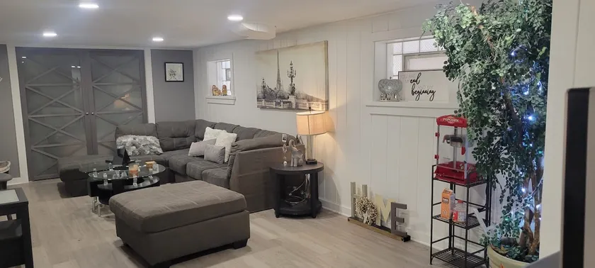 One-bedroom apartment, clean, comfortable - Image 1